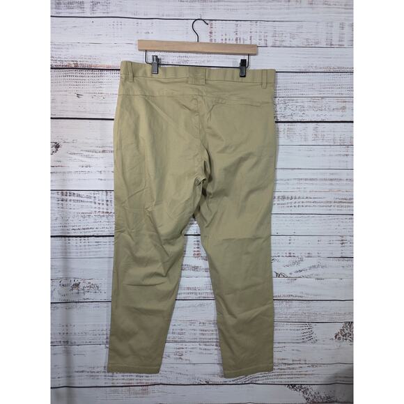 Fabletics Pants Men's 36x29 brown tan chino - Picture 2 of 5